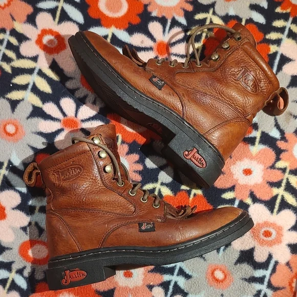 Justin Boots Ladies Tan Leather Lace-Up Boots - Picture 1 of 10